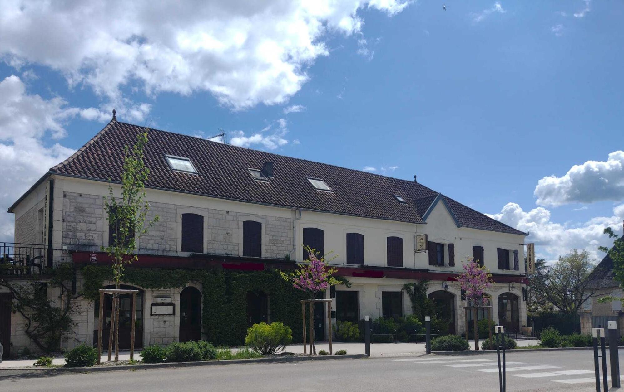 Auberge D'Ici Et D'Ailleurs Cressensac-Sarrazac Екстериор снимка